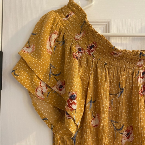 Xhilaration mustard yellow top - Picture 3 of 6